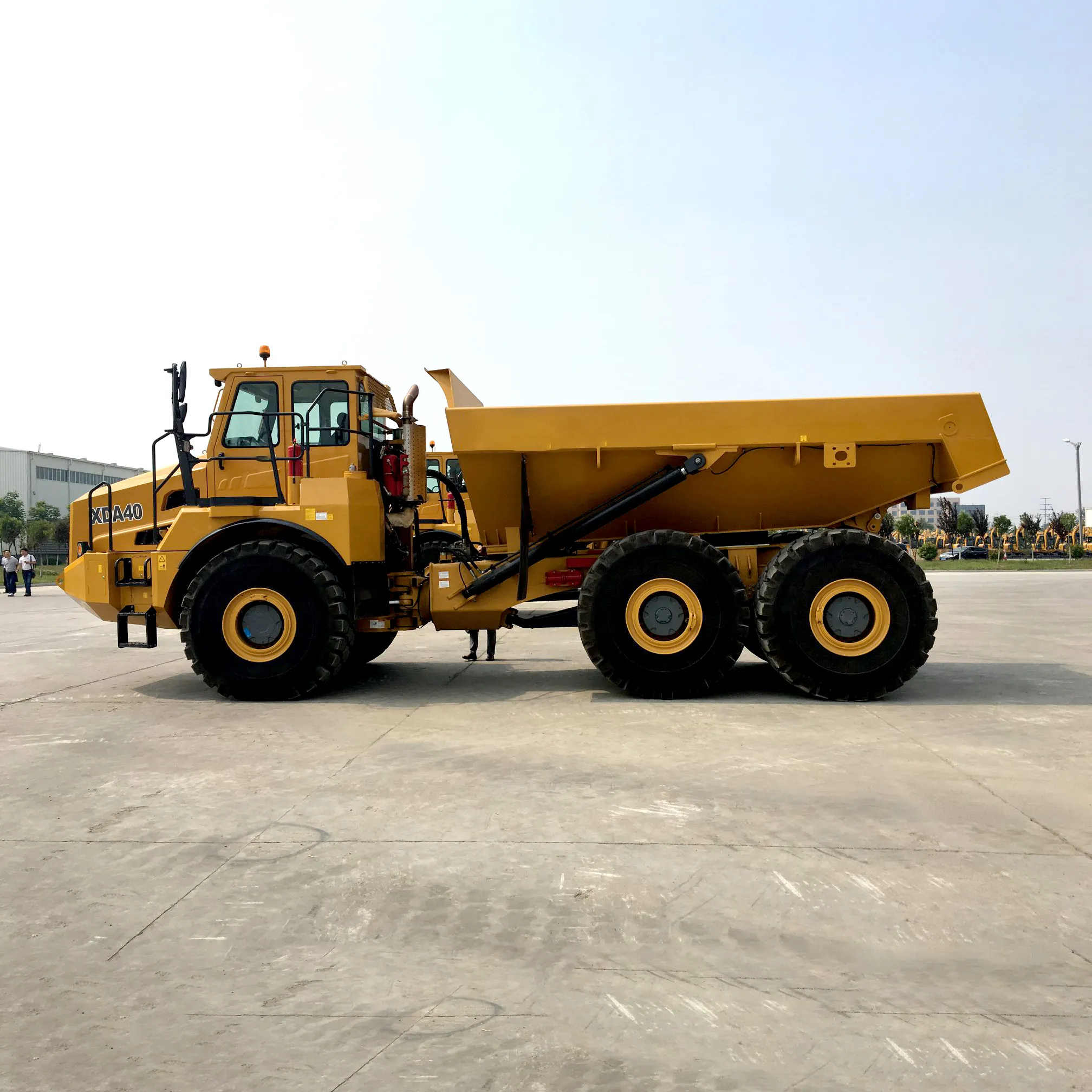 MINING MACHINERY40T関節式ダンプトラックXDA45