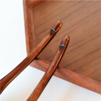 Cuillère en bois de style japonais à manche incurvé, bol profond et rond, design queue de souris, pour soupes, bouillies et repas à la maison