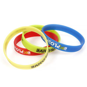 Özel Logo promosyon hediye festivali lastik bant bilezikler kazımayı bilek bantları müzik festivali için özelleştirilmiş - Product Image 3