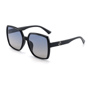 Gafas de Sol con Marco Cuadrado, Polarizadas, UV400, Montura Completa, Protección Solar para Mujer, Moda 2025 - Product Image 3