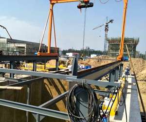 Grúa Pórtico Ajustable Sin Rieles para un Espacio de Trabajo Flexible, Grúa Pórtico Móvil de Fácil Montaje con Ruedas de Goma Giratorias de 360 Grados - Product Image 2