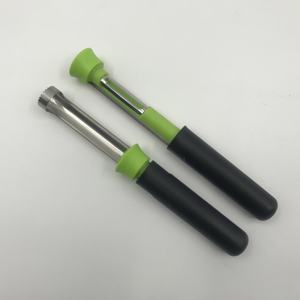 Éplucheur et dénoyauteur de fruits manuel 2-en-1 de haute qualité en acier inoxydable, outil de cuisine portatif pour extraire les noyaux et peler les fruits - Product Image 4