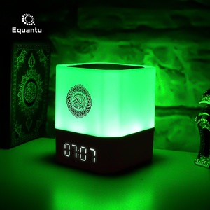 Equantu Bluetooth MP3 Quran Player Reloj LED digital Lámpara táctil Control de aplicación Control remoto Regalo sagrado islámico Hecho de plástico - Product Image 1