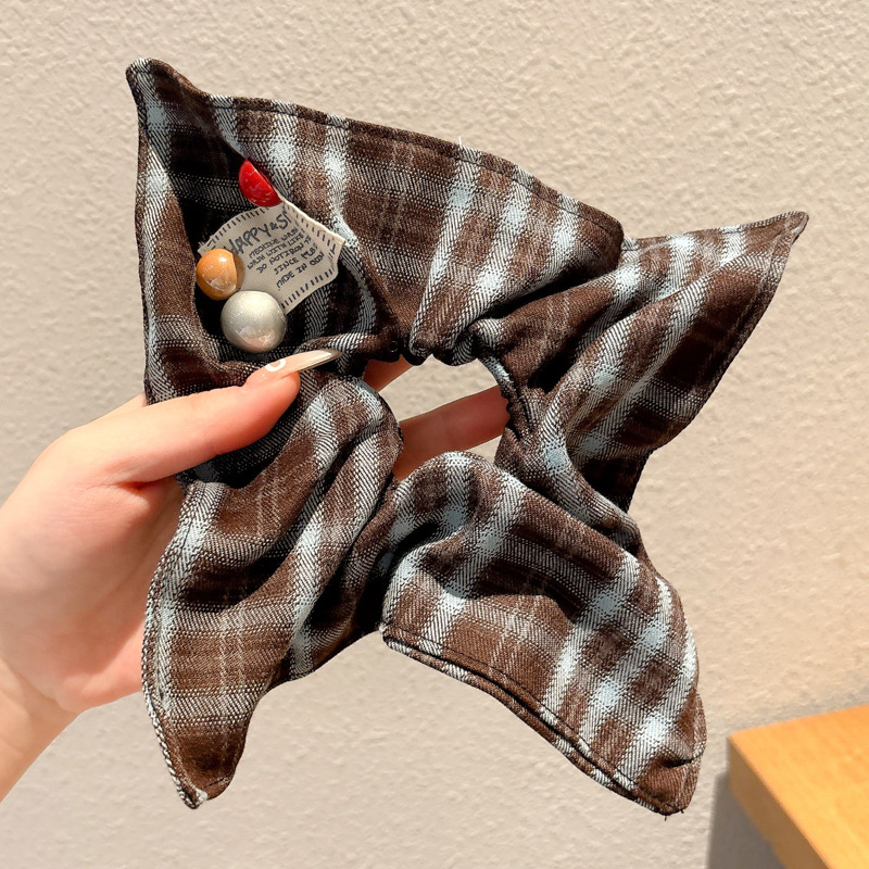 2 cuadros negros y azules