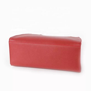 Nouveau <span class=keywords><strong>sac</strong></span> à main classique en cuir Saffiano de haute qualité pour femme, <span class=keywords><strong>sac</strong></span> à main de luxe en cuir véritable avec Logo personnalisé pour dames - Product Image 5
