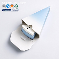 Boîte à gâteau triangulaire personnalisée en papier alimentaire pour une seule tranche de mousse, emballage OEM ODM pour boulangerie