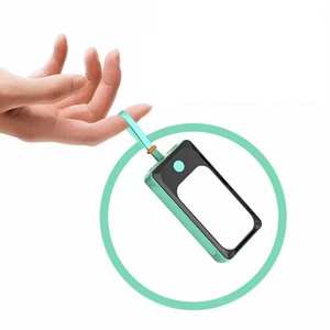 Mini batterie externe portable 8000 mAh avec lampe torche LED, interface USB, charge rapide, idéale pour les voyages, les activités de plein air, cadeau universel - Product Image 3