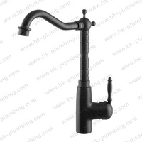 Retro Kreatif Gaya Eropa Tembaga Antik Baskom Keran Panas dan Dingin Keran Kamar Mandi Kontemporer Mixer Keran Toilet