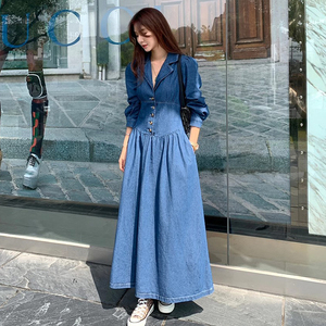 <span class=keywords><strong>Abito</strong></span> da Donna in Denim Primavera 2026 Stile Retrò Hong Kong con Colletto, Monopetto, Vita Aderente e Maniche Lunghe - Product Image 1