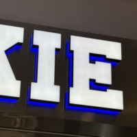 Enseigne lumineuse personnalisée Dacosign avec logo LED, lettres en relief 3D rétroéclairées, lettres lumineuses personnalisées pour la décoration murale de l'entreprise