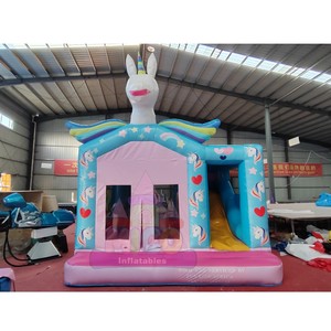 Château gonflable moderne pour événements extérieurs : films, pique-niques, mariages, jeux doux, location et divertissement en plein air - Product Image 3