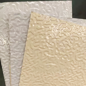Fabricant chinois fournit des tôles d'<span class=keywords><strong>aluminium</strong></span> gaufrées de 0,5 <span class=keywords><strong>mm</strong></span> d'épaisseur, des tôles d'<span class=keywords><strong>aluminium</strong></span> à motif damier, des plaques antidérapantes en <span class=keywords><strong>aluminium</strong></span> de 12 <span class=keywords><strong>mm</strong></span> - Product Image 1