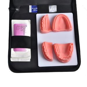 Kit de Práctica de Sutura Dental - Modelo de Entrenamiento de Sutura para Cirugía Oral con Encías de Silicona e Instrumentos de Acero Inoxidable - Product Image 4