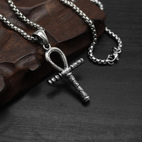 Collier avec pendentif croix d'ancre gravé rétro pour hommes, bijoux pour hommes, accessoire de mode en acier inoxydable, cadeau significatif MGXL436