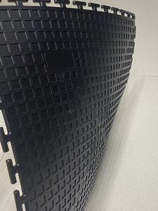 Revêtement de sol de garage en PVC 50*50*0.6cm, écologique, imperméable, antidérapant, design industriel, installation par clic, utilisation en atelier, intérieur - Product Image 4