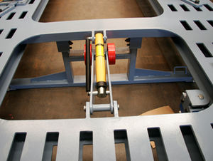 Fabrik günstigen Preis pneumatische 5 Reihen Loch Auto Karosserie Rahmen Reparatur Bank Tisch - Product Image 3