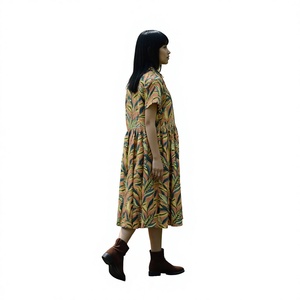 Robe longue imprimée en lin, style dernière mode, avec motif personnalisable et logo éco-responsable - Product Image 2