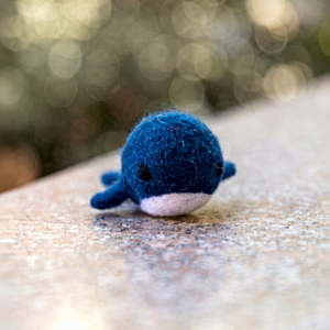 Adorno de Ballena de Fieltro Agujado al por Mayor, Decoración Náutica Oceánica Hecha a Mano para Colgar, Set de Regalo de Navidad - Product Image 1