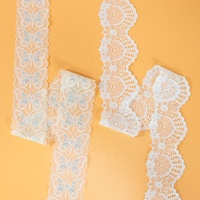 Bon marché, bande de dentelle brodée en maille, passementerie florale élastique en dentelle pour vêtements