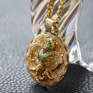 תכשיטי חיות משובח משובחים 18 קארט זהב אמיתי צהוב זהב אמיתי זהב טבעי אמרלד טבעי שרשרת תליון נשים תכשיטים - Product Image 2