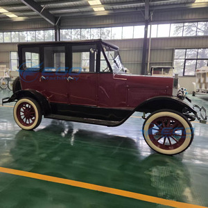 Voiture électrique classique rétro bordeaux vintage / Esthétique nostalgique élégante / Écologique et stable, fabrication soignée - Product Image 1
