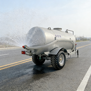Camión de Succión de Lodos Fecales al Vacío con Bomba de Vacío y Capacidad para Esparcir Estiércol Líquido - Product Image 2