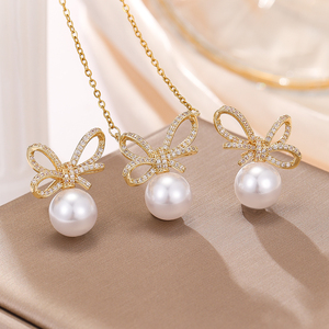 Ensemble collier et boucles d'oreilles en perles, collier et boucles d'oreilles en zircon papillon, collier et boucles d'oreilles réalistes, ensembles de collier et boucles d'oreilles en or - Product Image 2