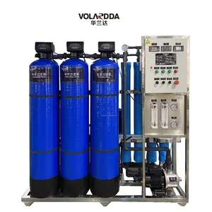 Máquina de filtro de purificación de pozos de 1000L/hora, sistema de agua RO, planta de ósmosis inversa FRP para purificar agua de 10000 PPM de sólido