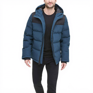 Chaqueta de Plumón Azul con Capucha para Hombre, Cortavientos, Informal, de Invierno, Corte Regular, Cierre de Cremallera, Color Sólido, Exterior de Poliéster - Product Image 1