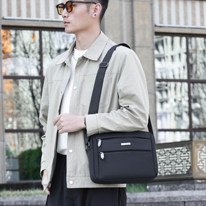 Sac Messager Homme en Tissu Oxford, Sacoche Décontractée Tendance, Imperméable, Motif Personnalisé, Logo Personnalisé, Vente en Gros - Product Image 5