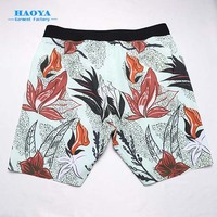 Shorts de plage pour hommes, nouveau design, avec poches, maillots de bain tendance, shorts de surf, impression par transfert par sublimation