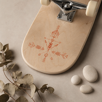Autocollants personnalisés imperméables pour skateboard, découpés à la forme, en vinyle, graphiques sportifs, logo personnalisé, impression d'autocollants pour extérieur