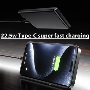 <span class=keywords><strong>Batterie</strong></span> <span class=keywords><strong>externe</strong></span> portable à charge rapide haute <span class=keywords><strong>capacité</strong></span> pour les voyageurs en voyage utilise une <span class=keywords><strong>batterie</strong></span> <span class=keywords><strong>externe</strong></span> magnétique en métal sans fil - Product Image 6