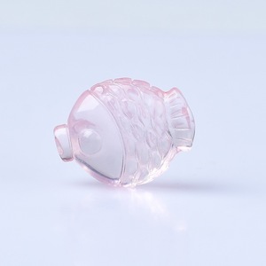 Pendentif poisson quartz rose naturel de style Feng Shui et accessoire de collier de bracelet sculpté en pierre brute pour l'abondance chaque année - Product Image 4