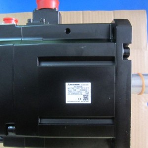 มอเตอร์เซอร์โว Fanuc รุ่น A06B-2235-B100 100 วัตต์ 48 โวลต์ ดีซี รุ่น B ผลิตในญี่ปุ่น - Product Image 5