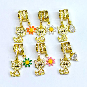 CZ9393 Fashion Big Hole 18k Gold Plated Enamel Cute Cat and Zircon Double Dangle <strong>Charms</strong> Bead Fit for European Style Bracelet - Product Image 3