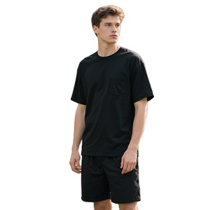BMT 20 เสื้อยืดกราฟิกผู้ชายพร้อมกระเป๋าที่หน้าอกผ้าฝ้ายผสมลำลองแขนสั้นคอกลมสตรีทแวร์กราฟิกเสื้อยืดผู้ชาย - Product Image 1
