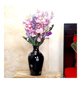 กระถางดอกไม้โลหะดีไซน์ทันสมัยสำหรับตกแต่งบ้านแจกันตั้งพื้นมีสไตล์สำหรับวันวาเลนไทน์ - Product Image 1