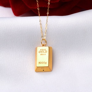 Collana con Ciondolo in Oro 18K di Alta Qualità con Catena a Maglie per Donne, Ideale per Matrimoni, Regali, Fidanzamenti e Feste - Product Image 2