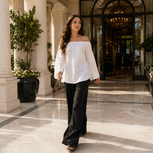 Ensemble de vêtements de vacances bohèmes tissés de qualité supérieure - Blouse blanche élégante à épaules dénudées avec manches longues décontractées et modernes - Product Image 1