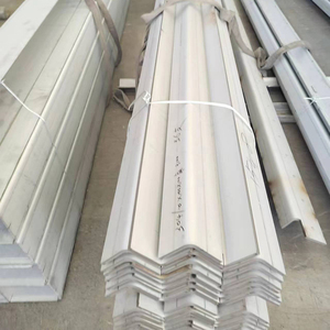 Barre d'angle en <span class=keywords><strong>acier</strong></span> au carbone laminé à chaud Q235 Q355, profil en L égal, pour structure de bâtiment - Product Image 4