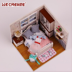 IIECREATE Mini Modelo <span class=keywords><strong>de</strong></span> Madera para <span class=keywords><strong>Casa</strong></span> <span class=keywords><strong>de</strong></span> <span class=keywords><strong>Muñecas</strong></span>, Excelente Decoración para Dormitorio con Luz Cálida, Regalo Perfecto - Product Image 4