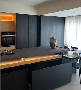 Gabinetes de Cocina Modernos de Lujo Personalizados con Isla, Detalles LED, Muebles de Madera Sólida, Espacio de Cocina Premium para el Hogar - Product Image 2