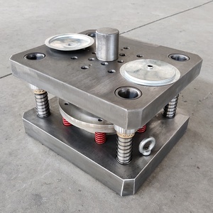 Molde de piezas de troquel de estampado progresivo de Metal de alta precisión personalizado servicio de punzonado estampado molde de prensa de aluminio - Product Image 3