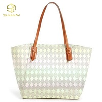 1MM Irisé Holographique Brillant Losange Motif PVC Gaufré Faux Cuir Synthétique Rouleaux pour DIY Sacs Meubles