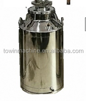 Équipement de distillation d'alcool en cuivre rouge TOWIN 50L avec pompe à moteur et chauffage électrique pour la fabrication de whisky, rhum, gin et spiritueux.