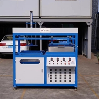 Machine de formage sous vide pour la production de palettes en plastique, pièces en plastique