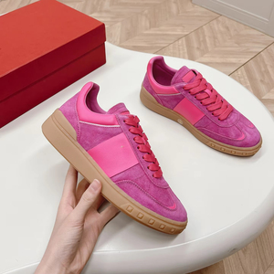 Chaussures décontractées en daim à rivets, style rétro, tendance, en cuir véritable, souples et respirantes, pour l'été - Product Image 1