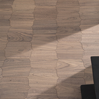 Parquet multicouche en noyer noir fumé, motif lanterne, surface brossée, pour projets Art Déco
