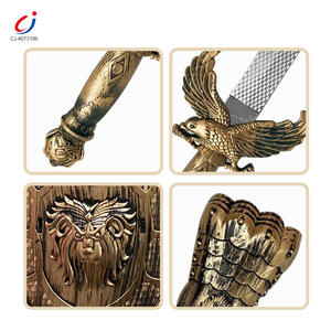 Chengji Kids Juegos de armas de plástico Simulación de vestir Bronce Espada Escudo Medio Bracer Plástico Espadas de juguete baratas para niños - Product Image 4